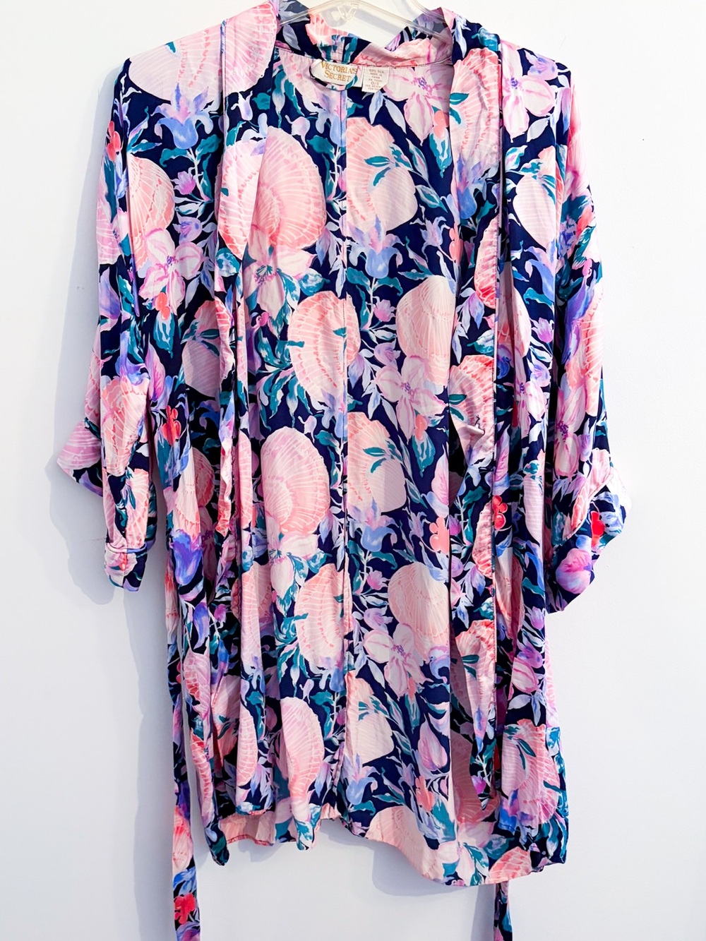 Victoria Secret Gold Label Vintage Floral Navy and Pink Robe Size 0/S